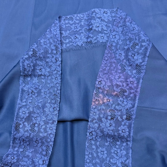 Vintage MunSingwear Blue Lace Slip Dress Spaghetti Strap Midi Size 36 Medium - Picture 11 of 14